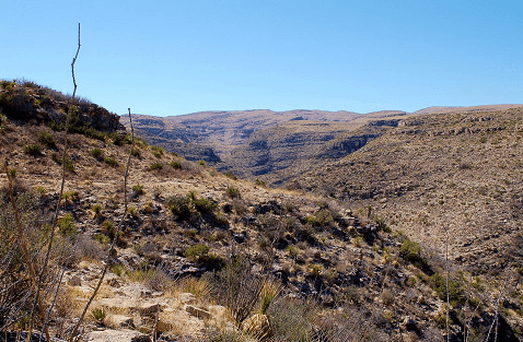 hiking-rattlesnake-canyon