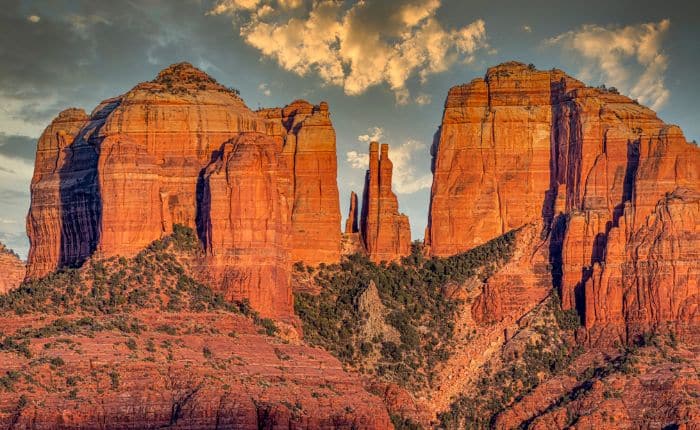 unique red rock formations seen during a sedona day tour
